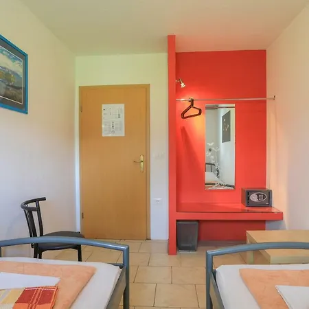 Jani Bed & Breakfast *